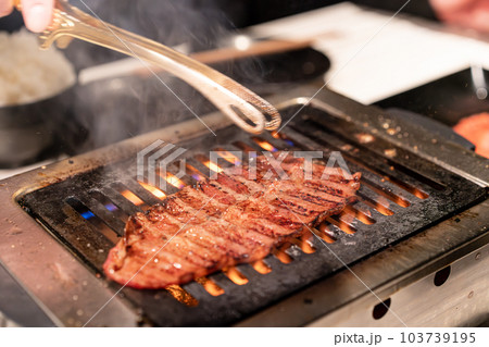 焼き肉イメージ 外食 料理 焼き肉イメージ 外食 料理 103739195