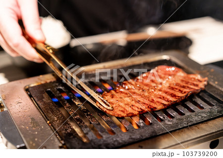 焼き肉イメージ 外食 料理 焼き肉イメージ 外食 料理 103739200
