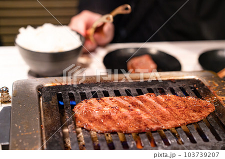 焼き肉イメージ 外食 料理 焼き肉イメージ 外食 料理 103739207