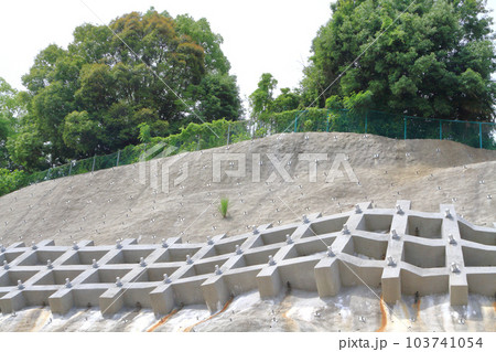 急傾斜地崩壊危険区域 103741054