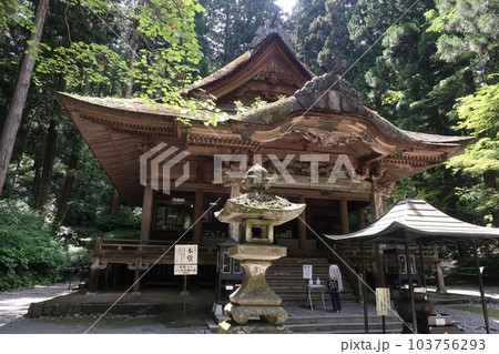 駒ケ根市光前寺本堂 駒ケ根市光前寺本堂 103756293