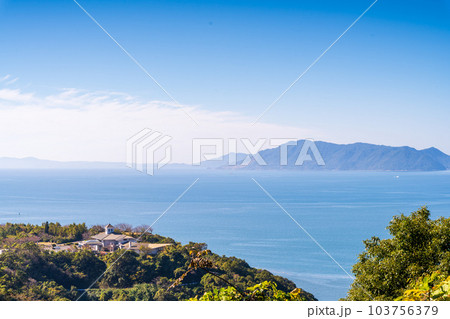 観光スポット　御立岬公園展望台から観える絶景風景(熊本県芦北郡芦北町・田浦町) 103756379