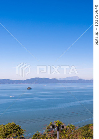 観光スポット　御立岬公園シンボルタワー展望台から観える絶景風景　(熊本県芦北郡芦北町・田浦町) 103756640