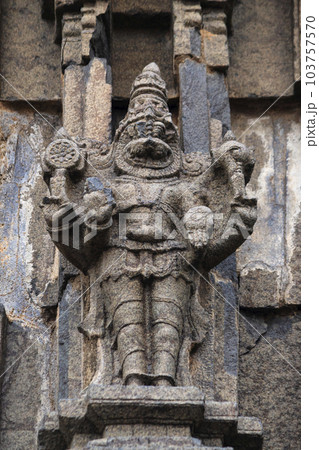 Sculpture of Lord Vishnu in Narsimha Avatar on the Bugga Ramalingeswara Temple, Tadipatri, Andhra Pradesh, India. Sculpture of Lord Vishnu in Narsimha Avatar on the Bugga Ramalingeswara Temple, Tadipatri, Andhra Pradesh, India. 103757570