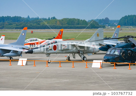 展示される航空自衛隊の航空機 103767732