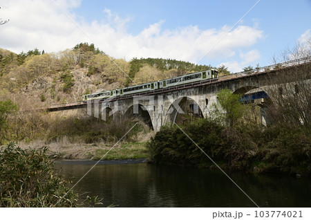 JR釜石線 達曾部川橋梁 JR釜石線 達曾部川橋梁 103774021