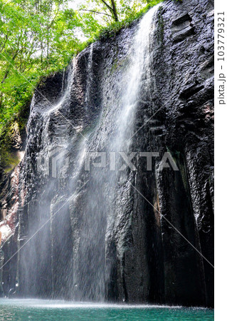 宮崎県、高千穂峡の真名井の滝 宮崎県、高千穂峡の真名井の滝 103779321