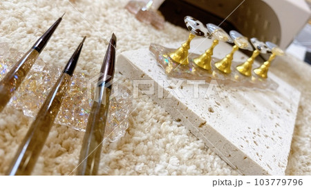 おしゃれなネイル道具 103779796