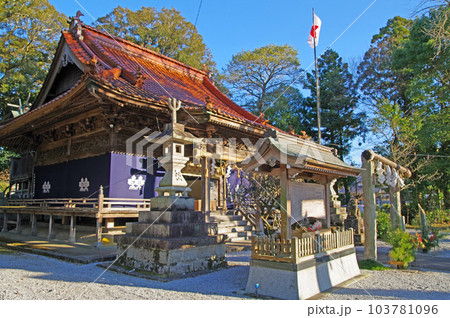 福岡県田川郡添田町にある中元寺川沿いの諏訪神社 福岡県田川郡添田町にある中元寺川沿いの諏訪神社 103781096