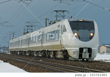 北陸本線 美川ー加賀笠間 JR西日本 683系 S10編成(金沢) しらさぎ 北陸本線 美川ー加賀笠間 JR西日本 683系 S10編成(金沢) しらさぎ 103781965