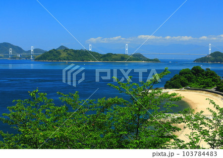 【愛媛県】快晴の来島海峡大橋(しまなみ海道) 【愛媛県】快晴の来島海峡大橋(しまなみ海道) 103784483