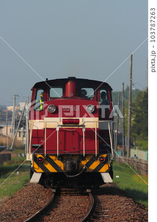 福島臨港線を走行する福島臨海鉄道DD561号ディーゼル機関車_2023/4/21撮影 福島臨港線を走行する福島臨海鉄道DD561号ディーゼル機関車_2023/4/21撮影 103787263