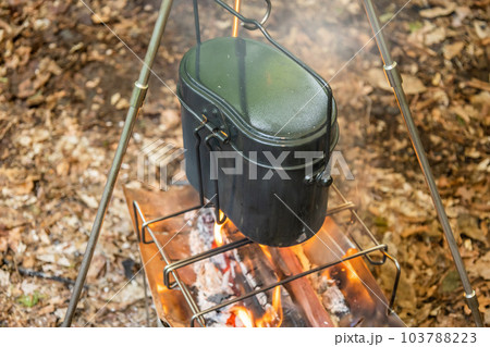 アウトドア。はんごうでごはん rice cooker for outdoor and camping アウトドア。はんごうでごはん rice cooker for outdoor and camping 103788223