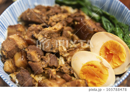 魯肉飯 台湾料理 魯肉飯 台湾料理 103788478