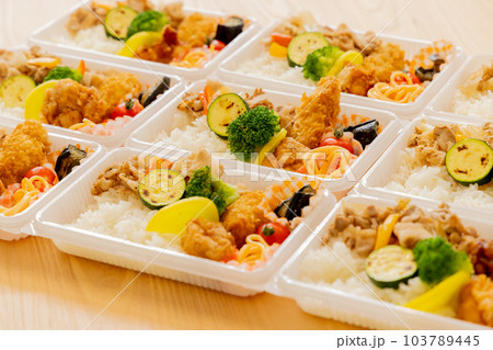 お弁当 お弁当 103789445