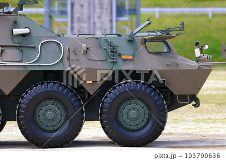 自衛隊の走行車両 自衛隊の走行車両 103790636