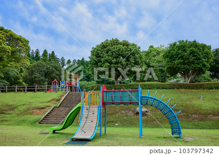 清水ヶ丘公園（鹿児島県薩摩川内市宮里町）　遊具 103797342