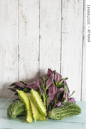 沖縄島野菜集合 103799041