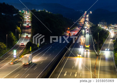 《静岡県》新東名高速道路・日本の大動脈 103805069