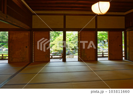 表書院 三宝院庭園 醍醐寺 若葉に新緑 青もみじ 表書院 三宝院庭園 醍醐寺 若葉に新緑 青もみじ 103811660