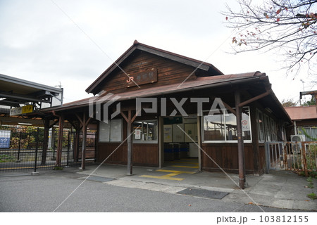 JR東海亀崎駅の駅舎 JR東海亀崎駅の駅舎 103812155
