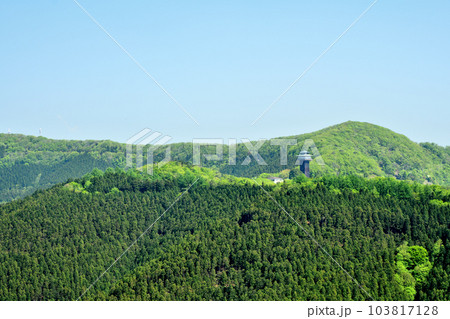 ごまさんスカイタワー、護摩壇山・龍神岳を望む　【和歌山県田辺市龍神村】 103817128