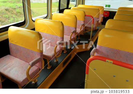 幼稚園バス(車内) イメージ 幼稚園バス(車内) イメージ 103819533