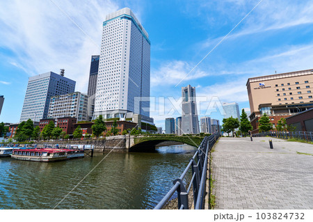 都市風景・横浜　万国橋 103824732