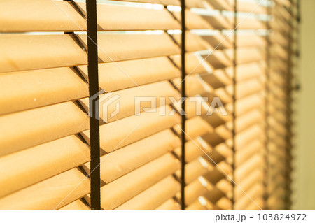 close-up bamboo blind, bamboo curtain, chick, Venetian blind or sun-blind 103824972