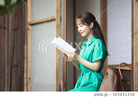 女子旅イメージ 女子旅イメージ 103831316