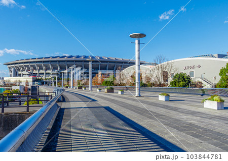 【神奈川の都市風景】新横浜公園周辺の都市風景（日産スタジアム） 103844781
