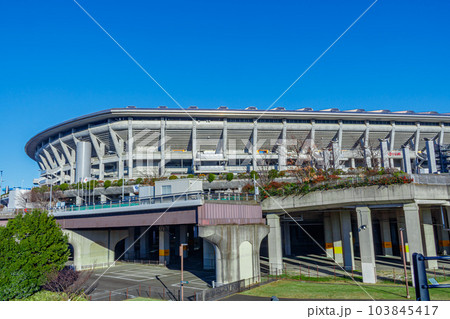 【神奈川の都市風景】新横浜公園周辺の都市風景（日産スタジアム） 103845417