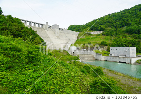夕張シューパロダム・重力式コンクリートダム 103846765