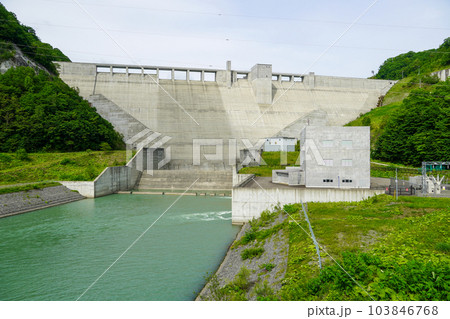 夕張シューパロダム・重力式コンクリートダム 夕張シューパロダム・重力式コンクリートダム 103846768