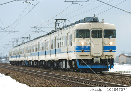 北陸本線 美川ー加賀笠間 JR西日本 413系 B07+B03編成(金沢) 北陸本線 美川ー加賀笠間 JR西日本 413系 B07+B03編成(金沢) 103847074
