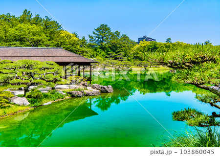 香川 栗林公園 ~南湖を望む掬月亭~ 香川 栗林公園 ~南湖を望む掬月亭~ 103860045
