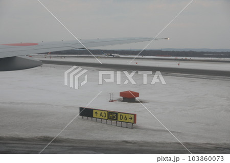空港 飛行場 エアポート 103860073