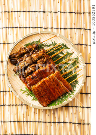 うなぎの蒲焼きと肝 103862591