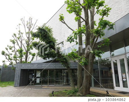 東京都立多摩図書館 東京都立多摩図書館 103864862
