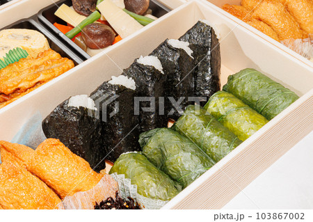 おにぎりのお弁当画像 おにぎりのお弁当画像 103867002