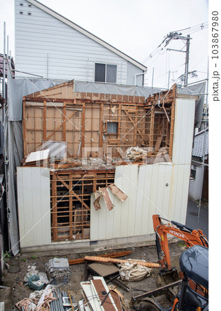 空き家解体現場 103867980