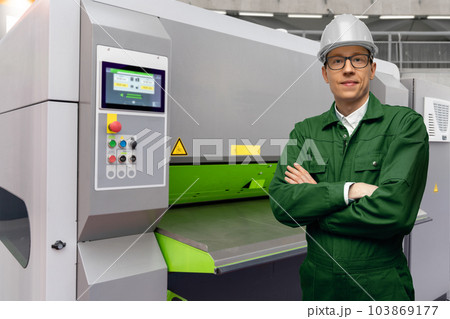 Worker with automatic machine tool 103869177