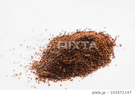 乾燥させたコーヒーかす 乾燥させたコーヒーかす 103872147