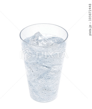 炭酸水のイラスト リアル 103872448