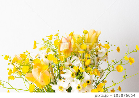 Home decoration with flowers 103876654