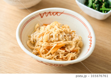 切り干し大根の煮物 103876761