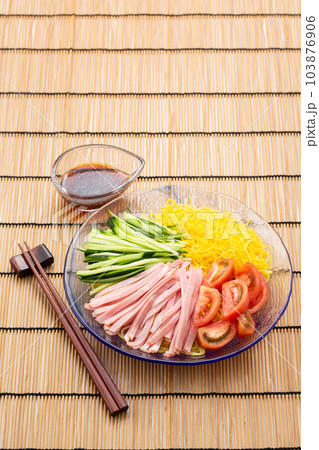 冷やし中華 103876906