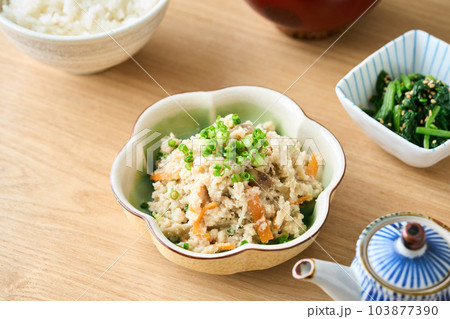 炒り卯の花（おからの煮物） 103877390