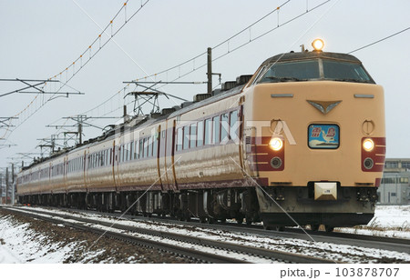 北陸本線　美川ー加賀笠間　JR西日本　485系　A07編成（京都）　雷鳥 103878707