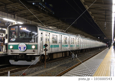 ［JA］引退間際の埼京線205系（6扉車連結編成） 103880543